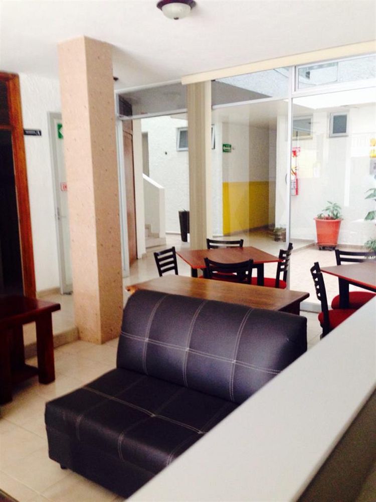 Hotel HC Celaya  Buitenkant foto